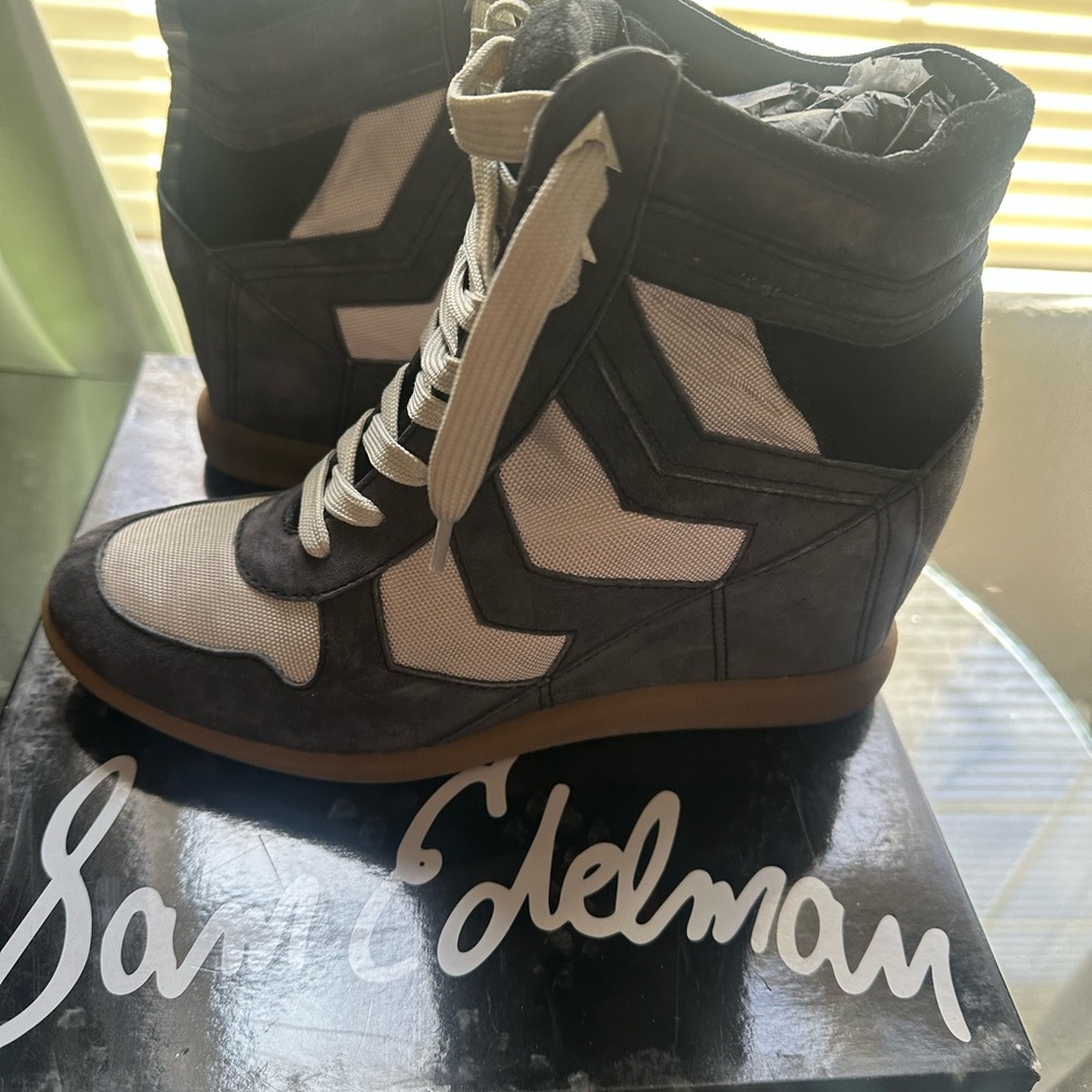 Sam Edelman Black and Cream High-Top Sneakers
